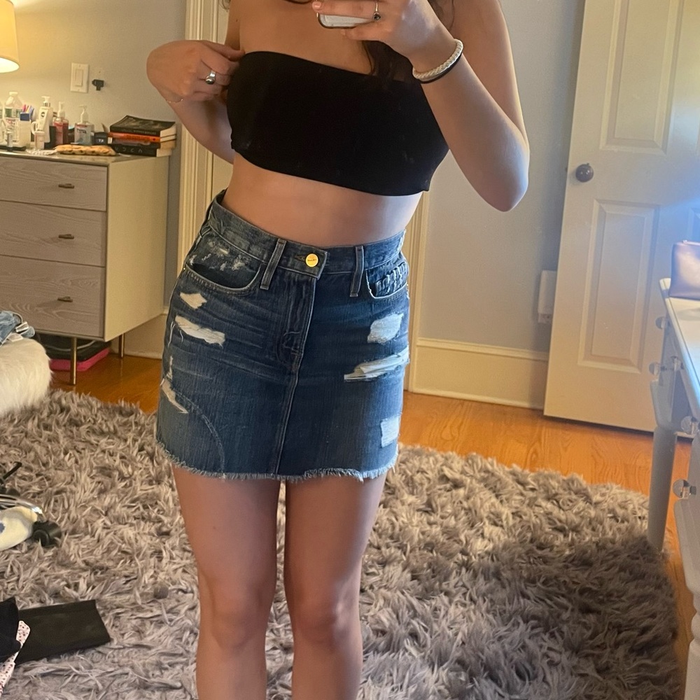 Frame denim Le mini skirt with fray edge